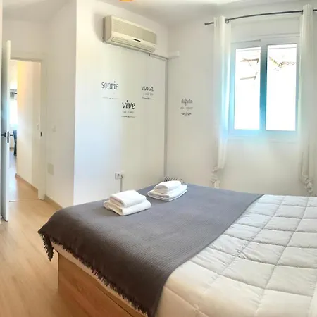 Piso Centrico Con Parking Gratis Appartamento *