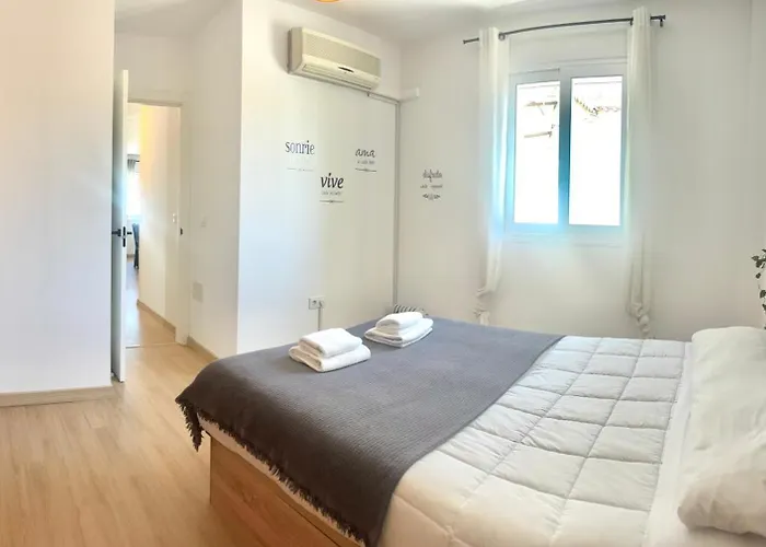 Piso Centrico Con Parking Gratis Appartamento *