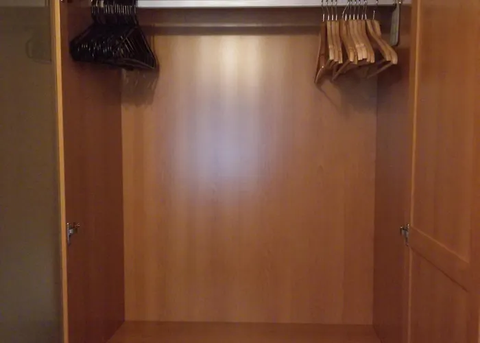 Piso Centrico Con Parking Gratis Апартаменты *